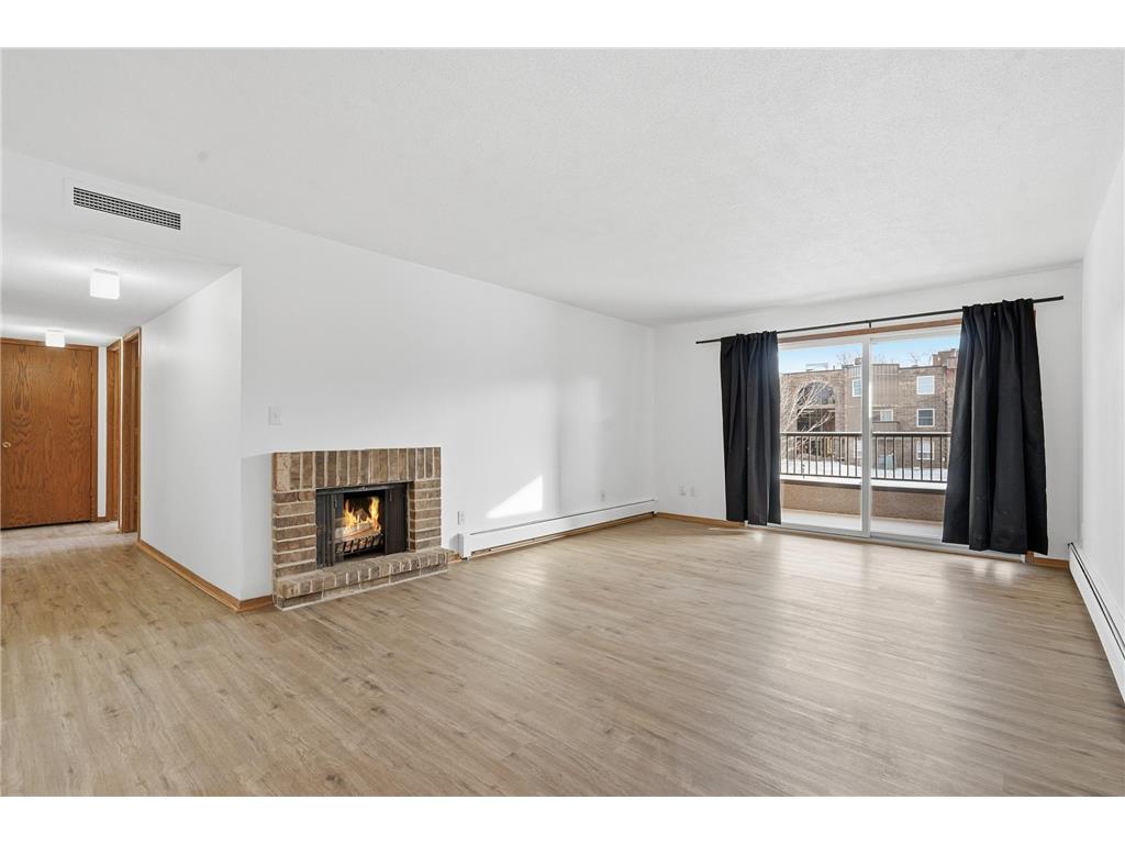 2200 Midland Grove Road #210 Roseville MN 55113 7060685 image11