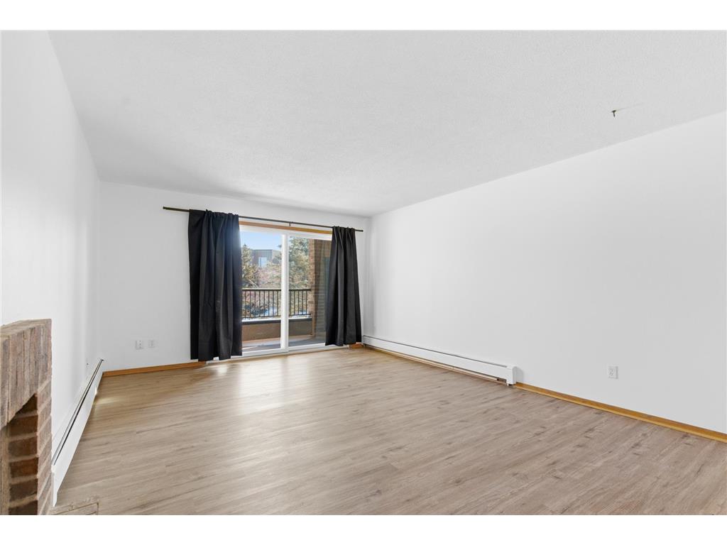 2200 Midland Grove Road #210 Roseville MN 55113 7060685 image12