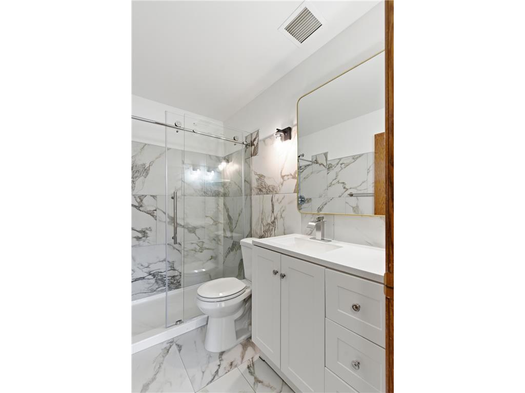 2200 Midland Grove Road #210 Roseville MN 55113 7060685 image28