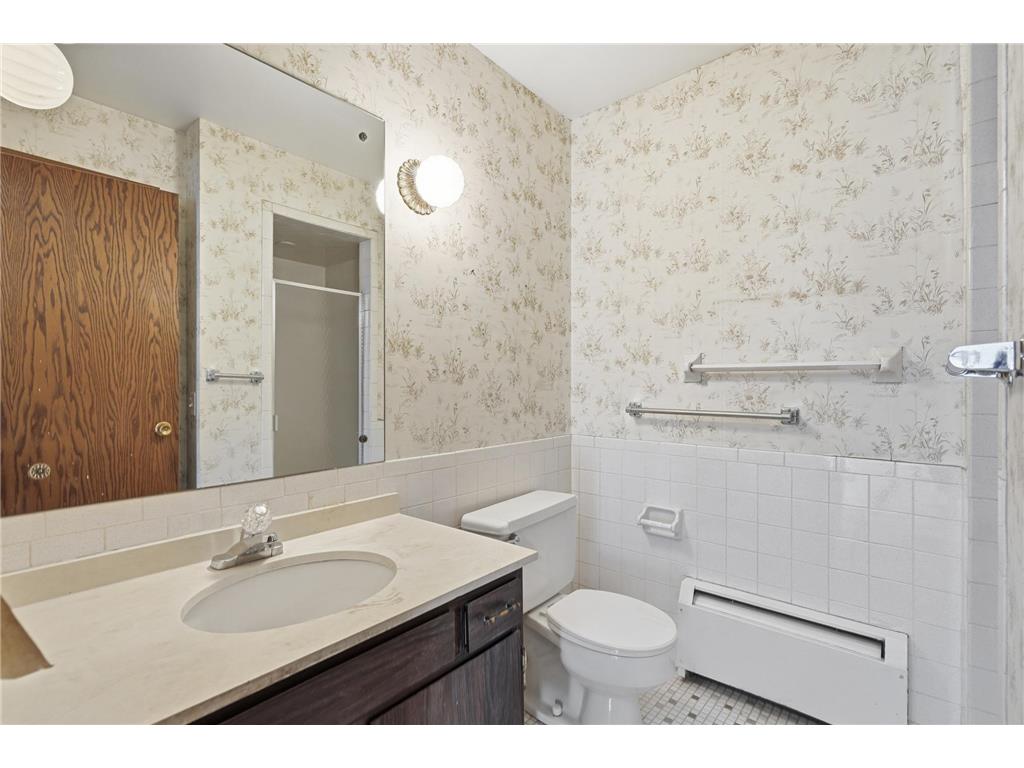 2200 Midland Grove Road #210 Roseville MN 55113 7060685 image36