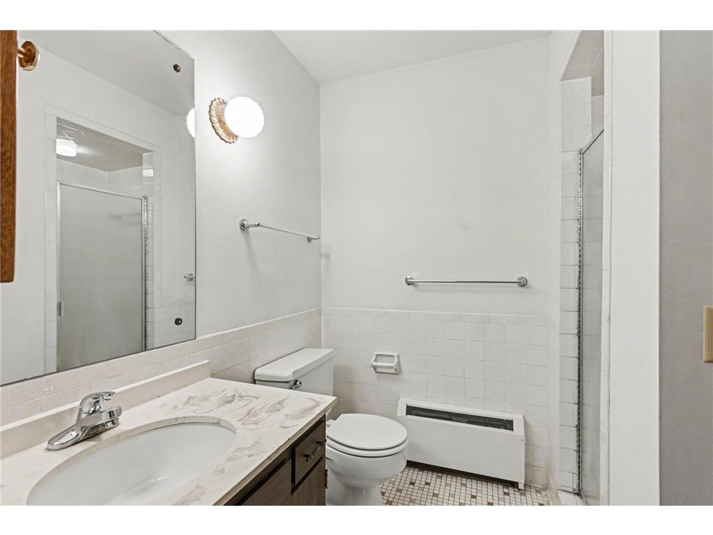 2200 Midland Grove Road #310 Roseville MN 55113 7049898 image17