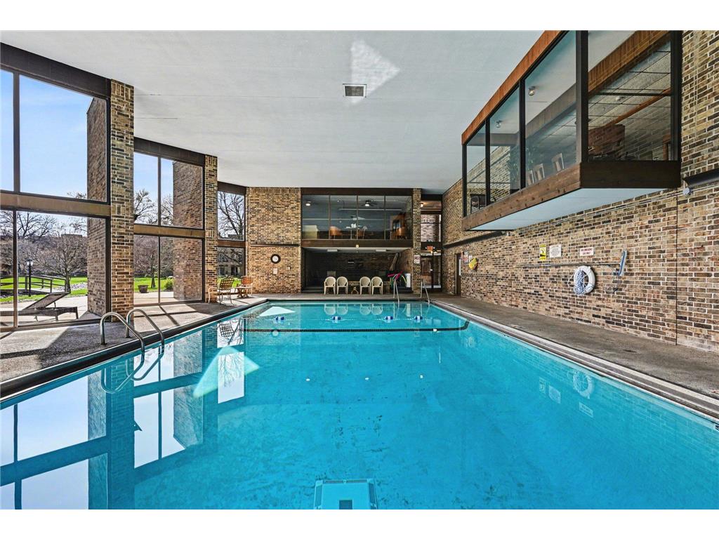 2200 Midland Grove Road #310 Roseville MN 55113 7049898 image24