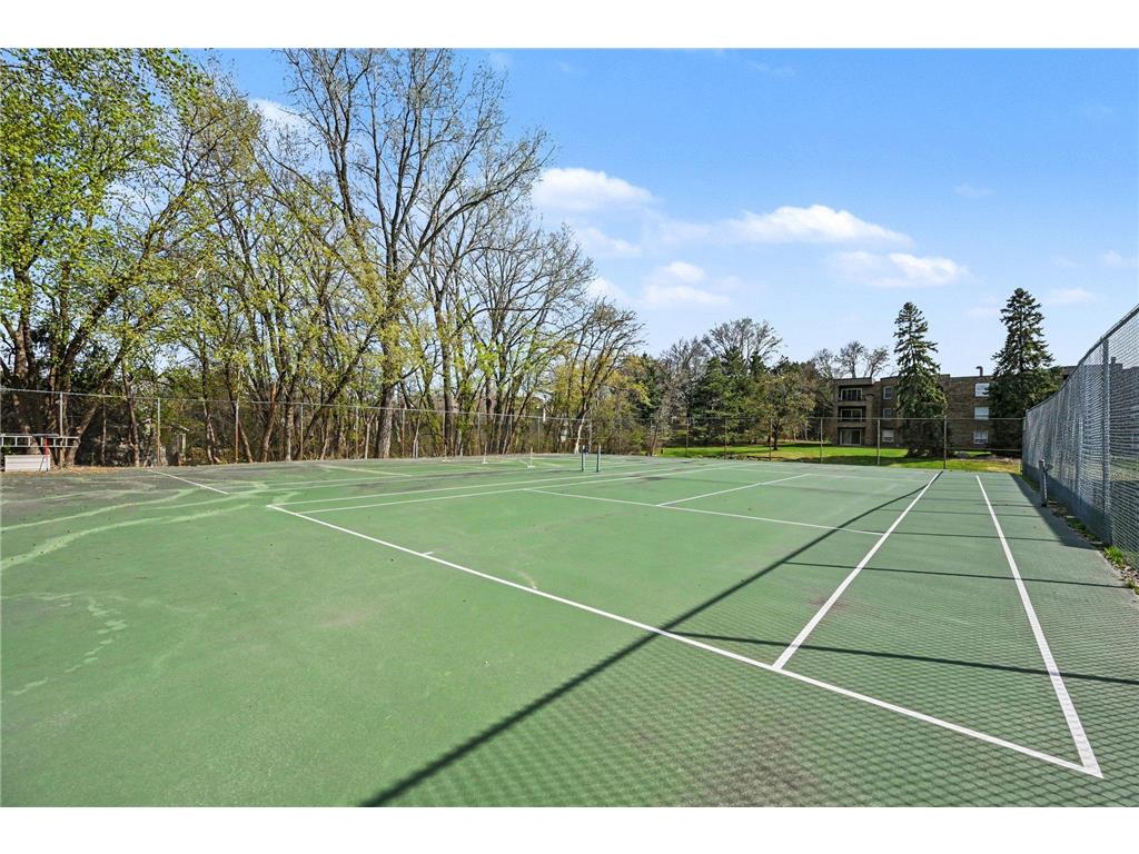 2200 Midland Grove Road #310 Roseville MN 55113 7049898 image25