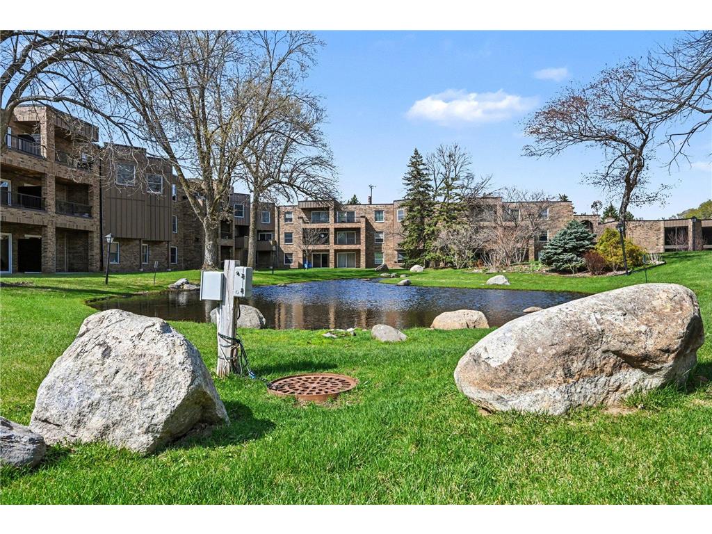 2200 Midland Grove Road #310 Roseville MN 55113 7049898 image32