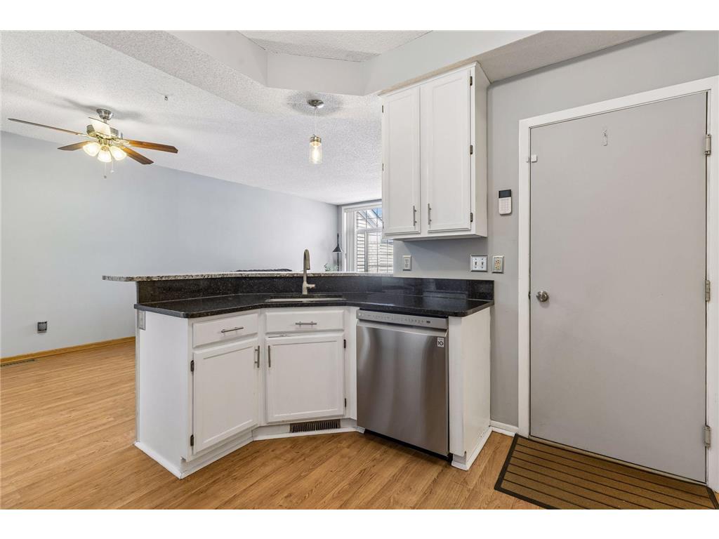 2200 Ranchview Lane N #136 Plymouth MN 55447 7054408 image13