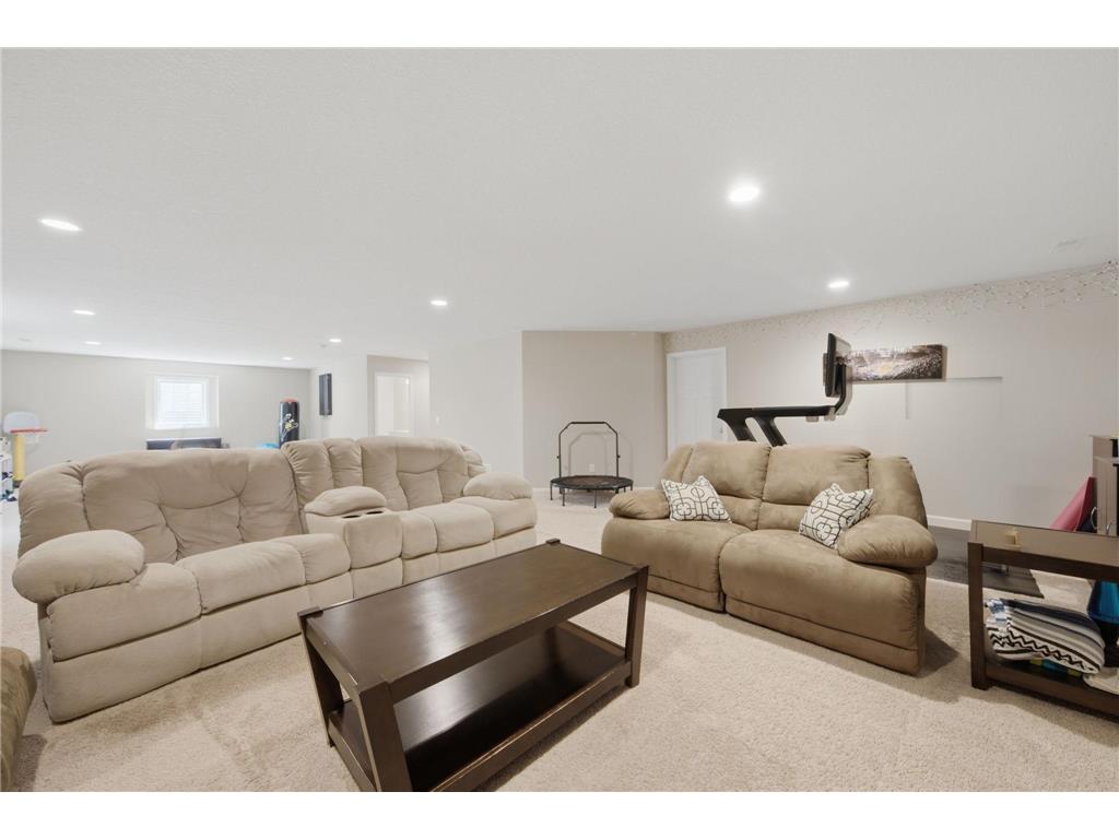 2200 Silver Leaf Trail Cologne MN 55322 7095732 image32