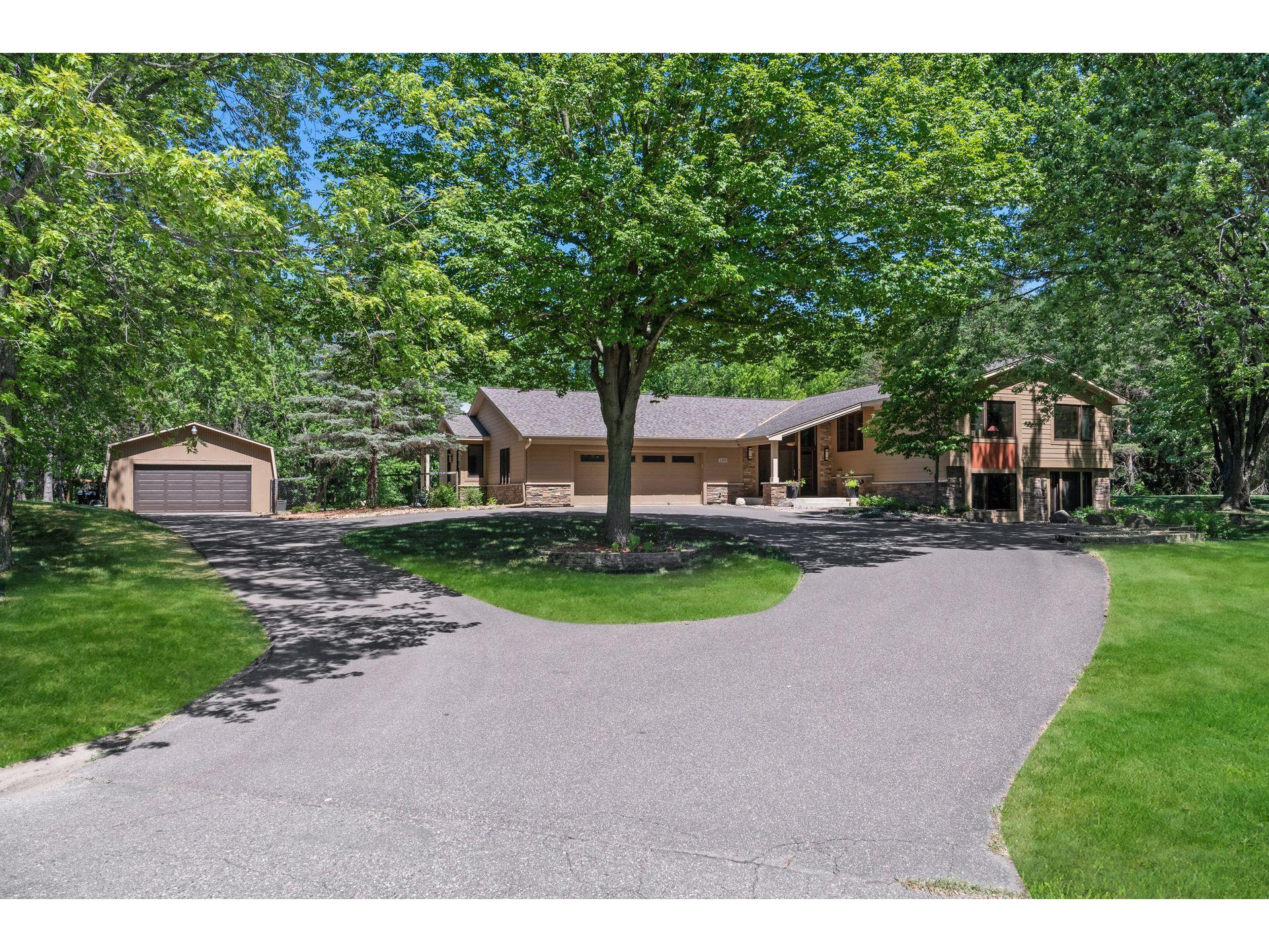 2200 Tamarack Drive, Medina, MN, 55356 MLS 6012240 Edina Realty