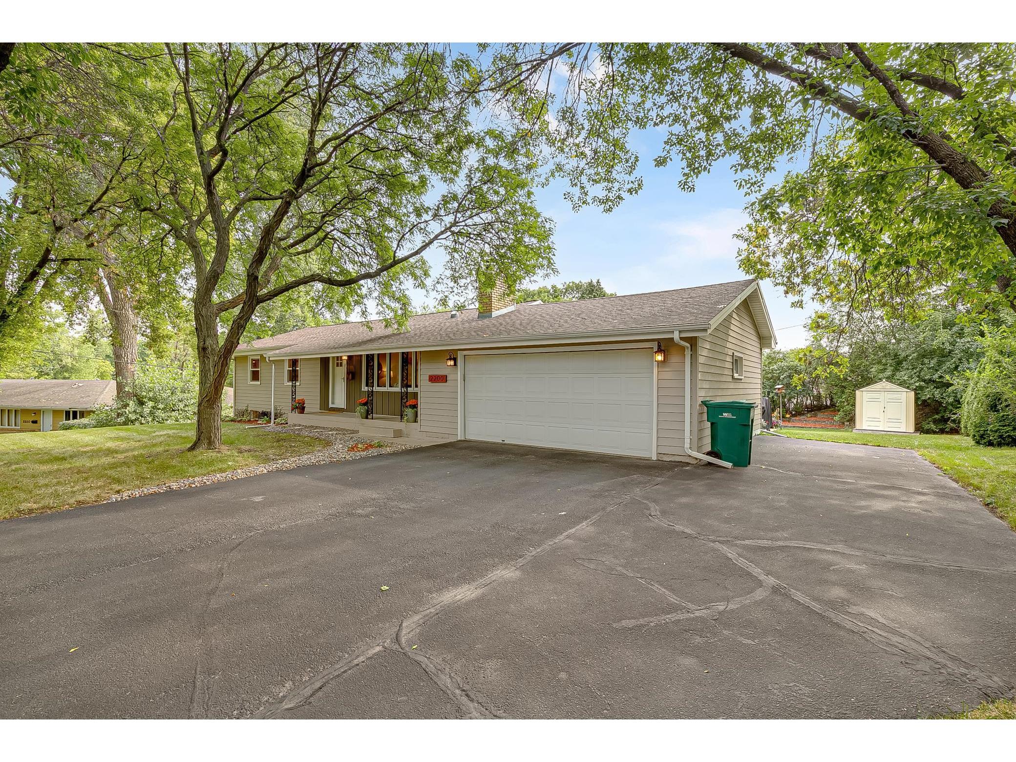 2200 Unity Avenue N Golden Valley MN 55422 5760923 image1