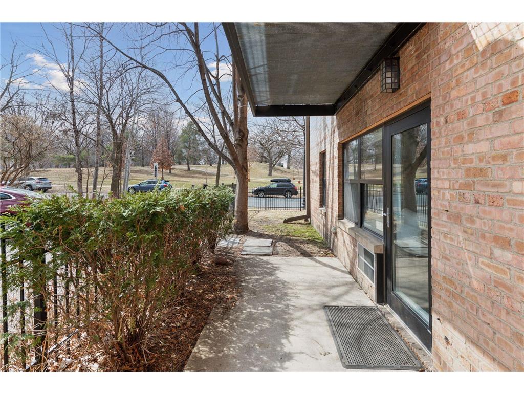 2201 3rd Avenue S #102 Minneapolis MN 55404 7035828 image13
