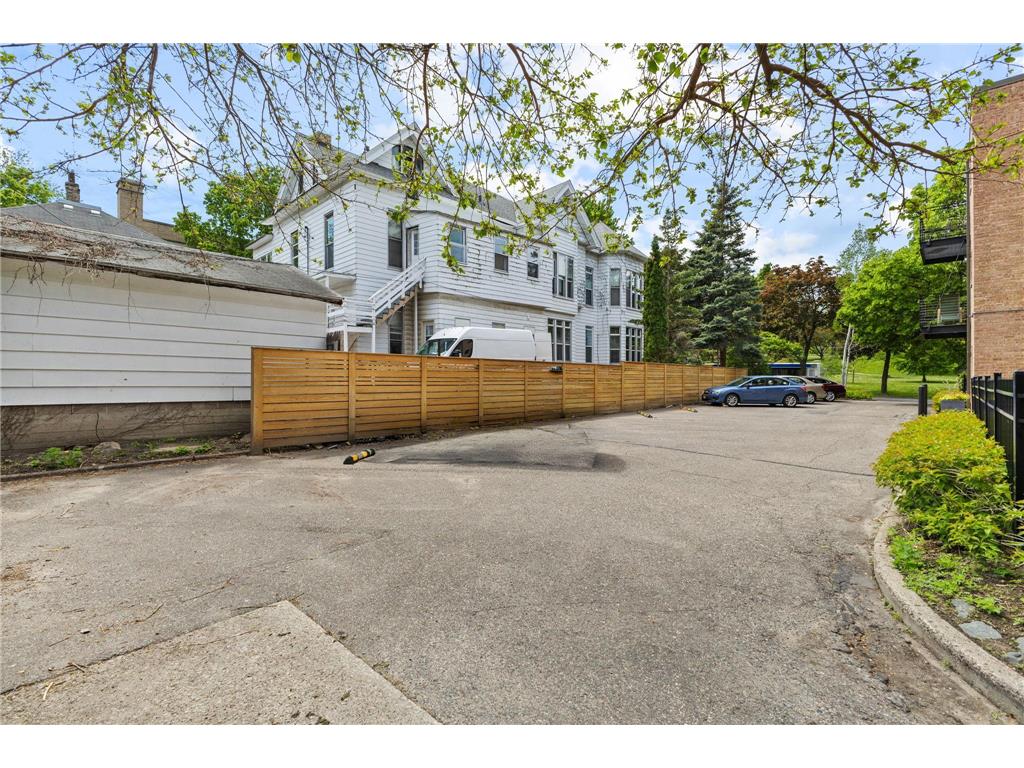 2201 3rd Avenue S #302 Minneapolis MN 55404 7079045 image22