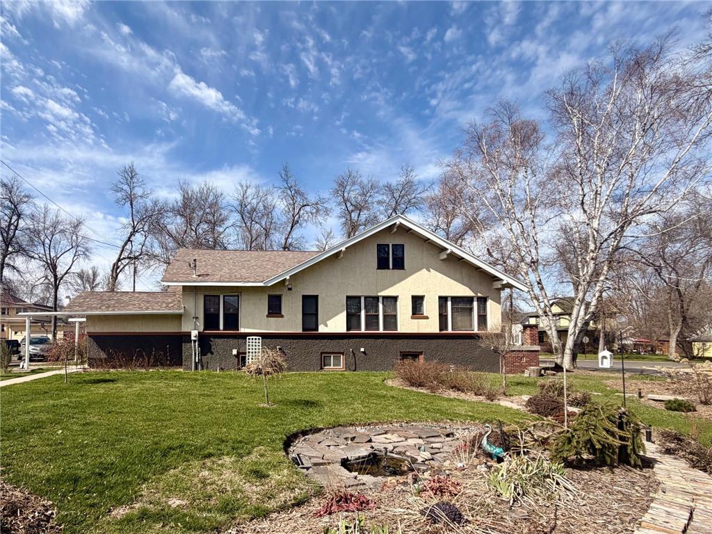 2201 5th Avenue E Hibbing MN 55746 7072909 image1