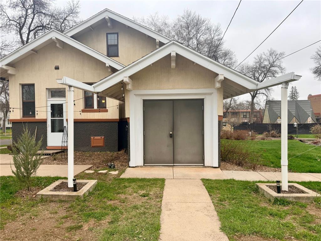 2201 5th Avenue E Hibbing MN 55746 7072909 image3