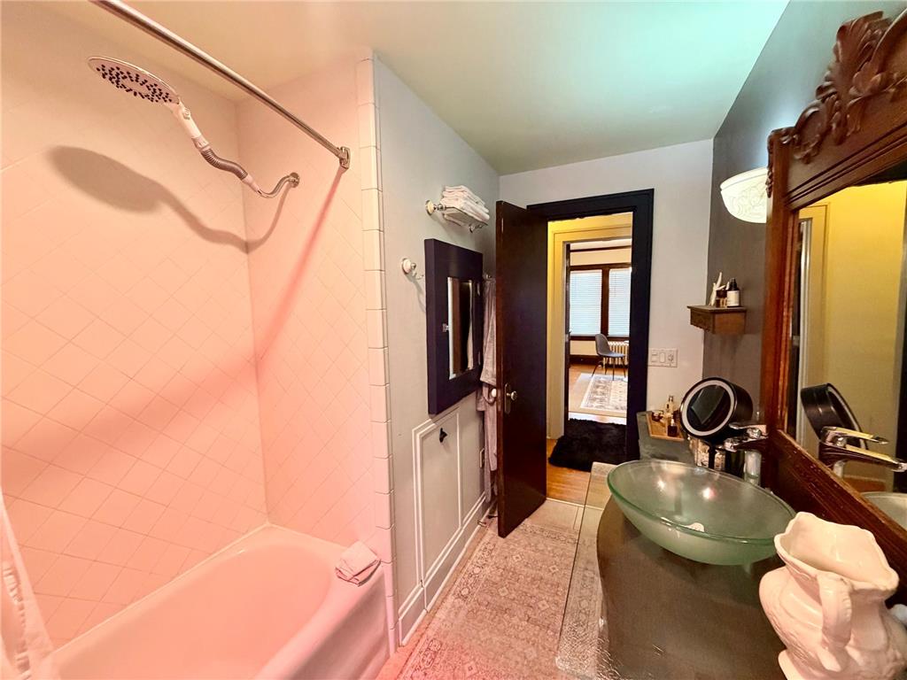 2201 5th Avenue E Hibbing MN 55746 7072909 image30