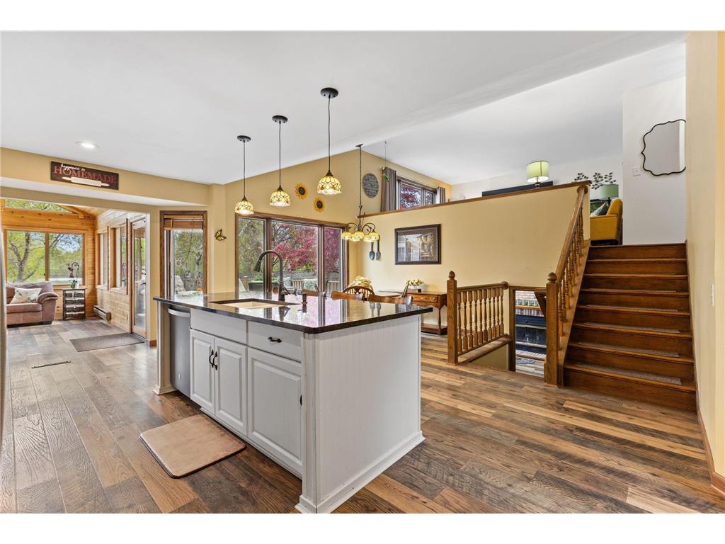 2201 84th Avenue N Brooklyn Park MN 55444 7067605 image6