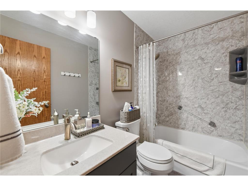 2201 Fisher Court NW Rochester MN 55901 7033533 image18