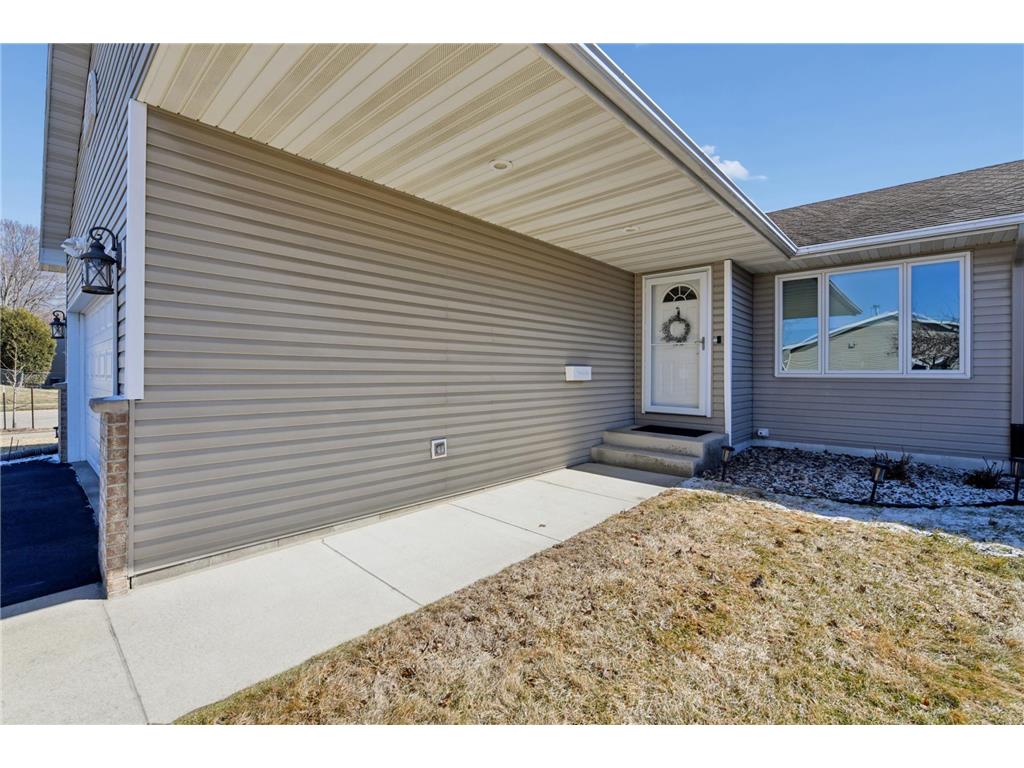 2201 Fisher Court NW Rochester MN 55901 7033533 image3