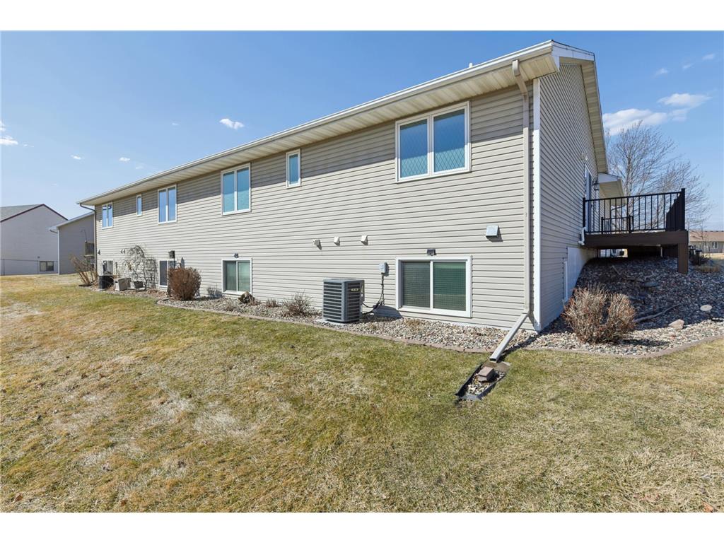 2201 Fisher Court NW Rochester MN 55901 7033533 image33
