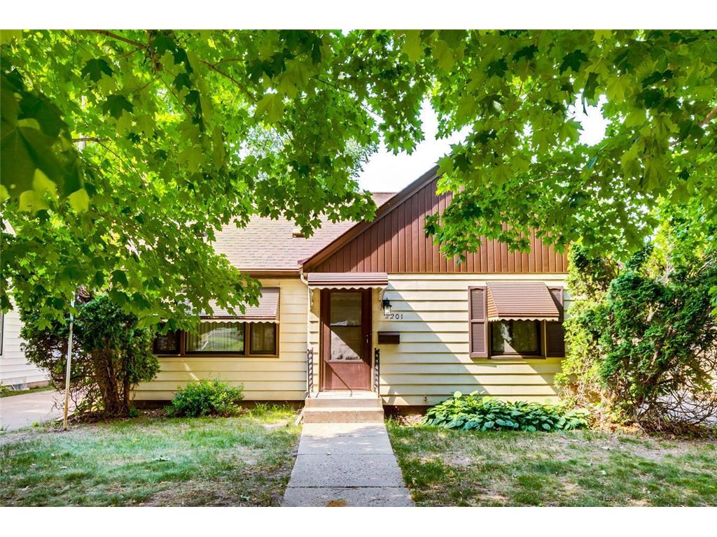 2201 Forest Drive NE Columbia Heights MN 55421 6386537 image1