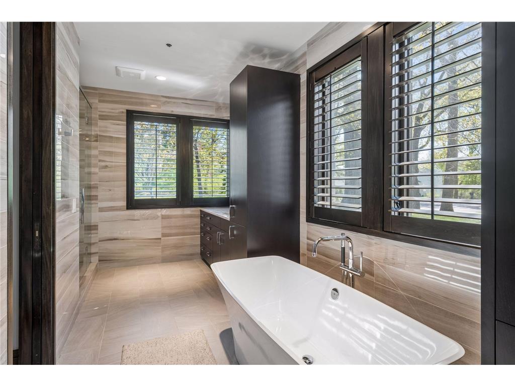 2201 Isengard Street Minnetonka MN 55305 7071080 image31