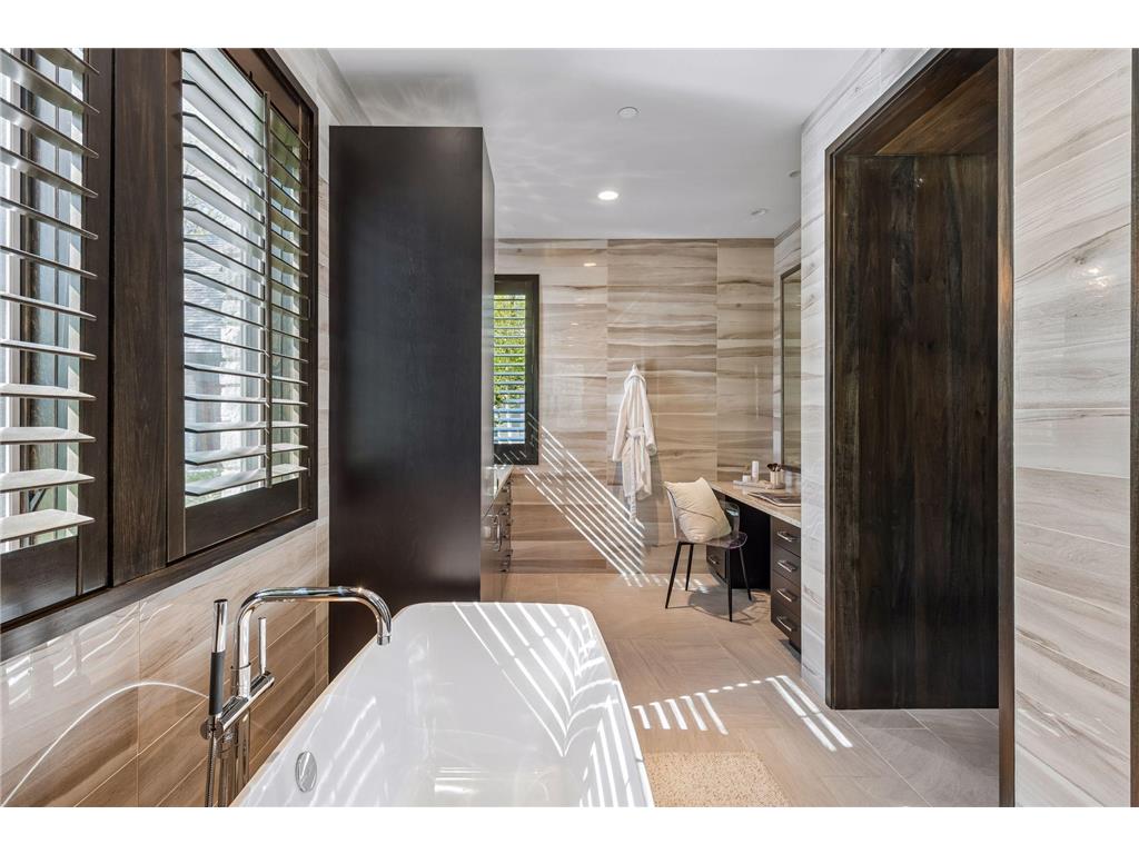 2201 Isengard Street Minnetonka MN 55305 7071080 image32