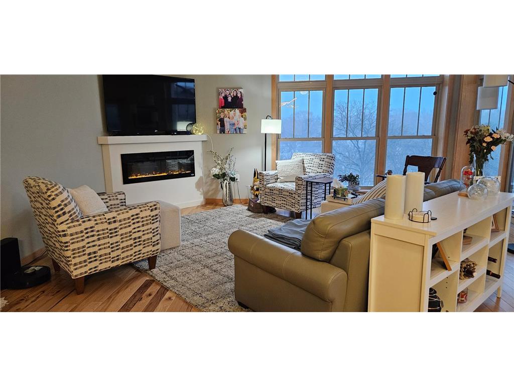 2201 Village Lane #405 Bloomington MN 55431 7026054 image1