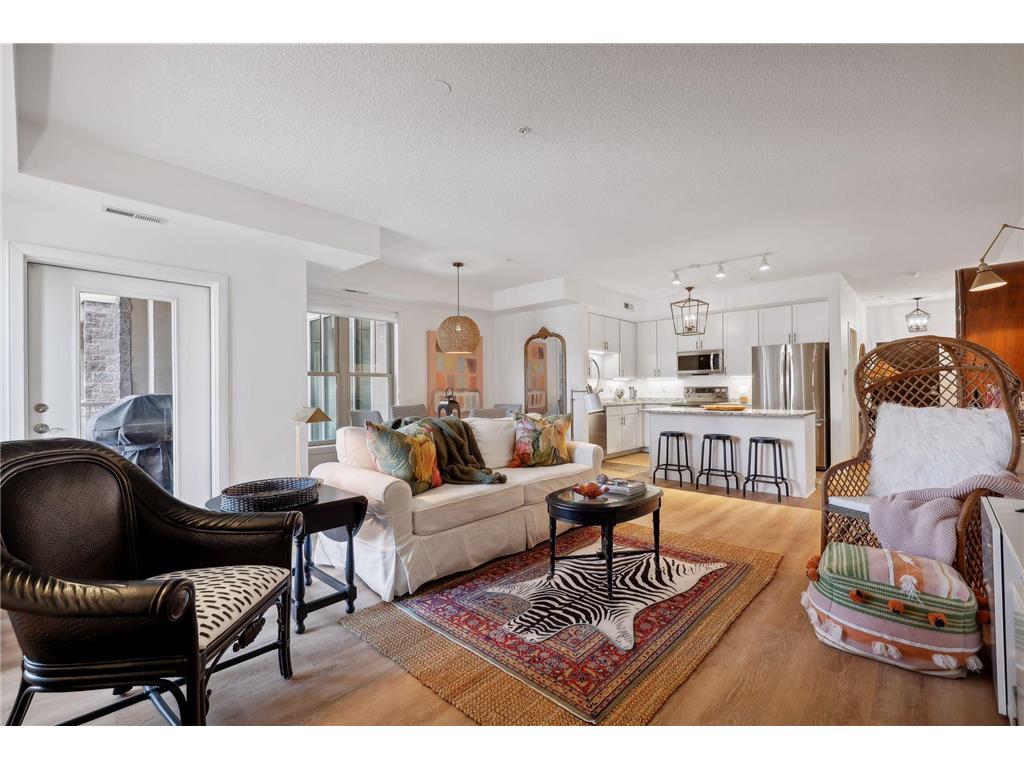 2201 Village Lane #A201 Bloomington MN 55431 6501657 image1