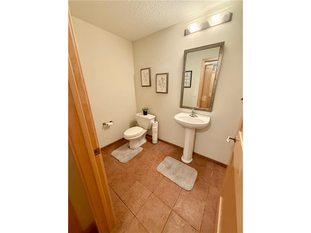 2201 Village Lane #A203 Bloomington MN 55431 7015339 image22