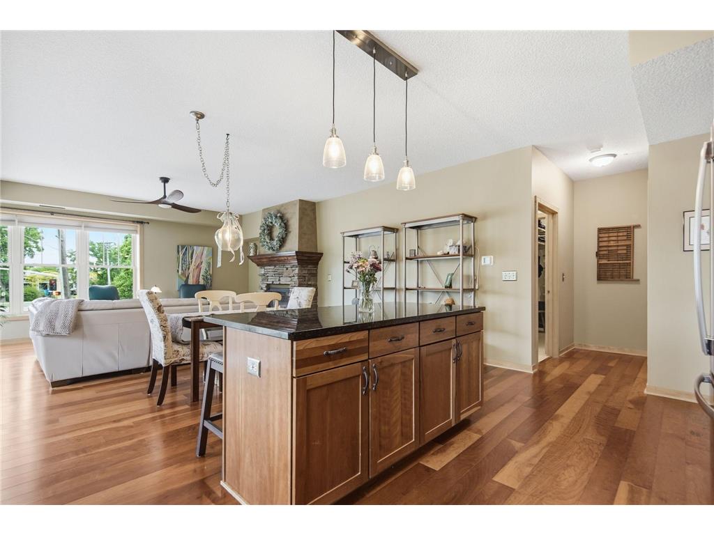 2201 Village Lane #A204 Bloomington MN 55431 7078403 image10