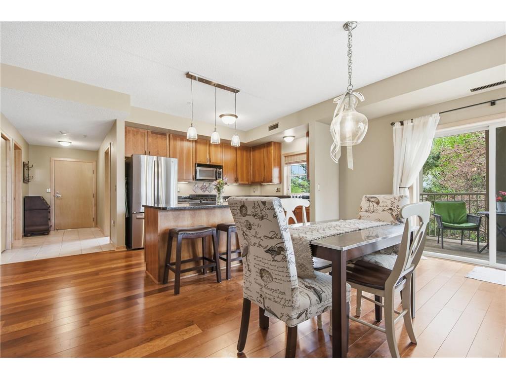 2201 Village Lane #A204 Bloomington MN 55431 7078403 image12