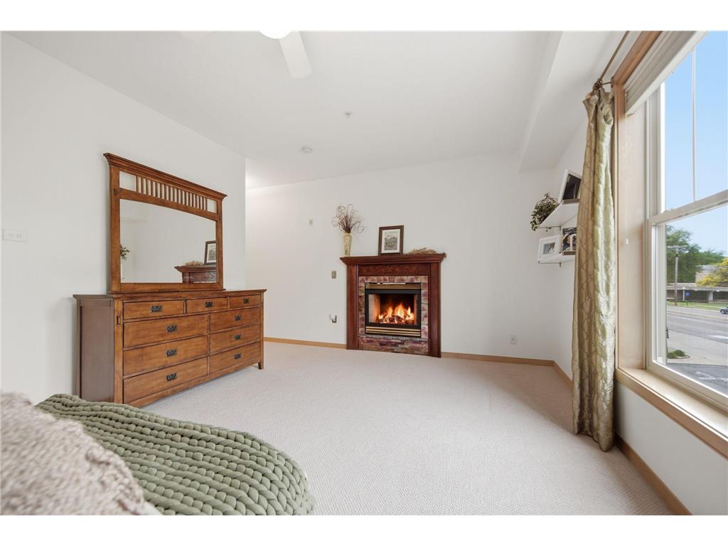 2201 Village Lane #A204 Bloomington MN 55431 7078403 image23