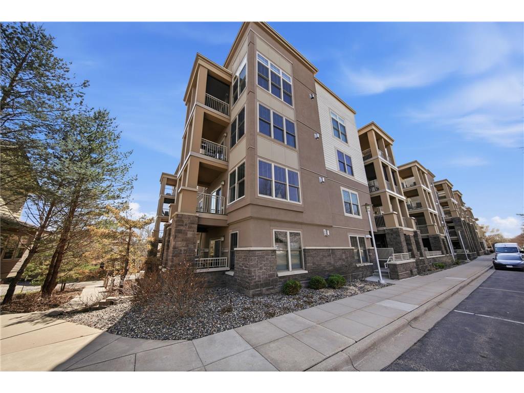2201 Village Lane #A204 Bloomington MN 55431 7078403 image31