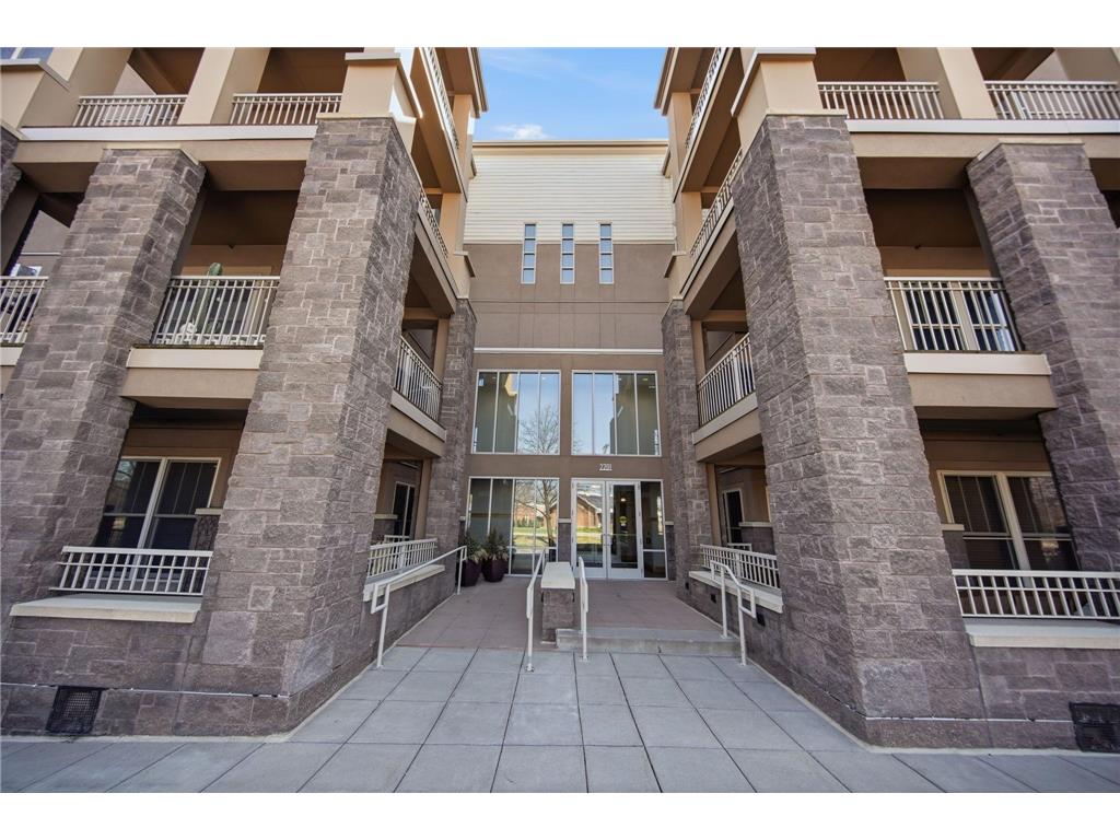2201 Village Lane #A204 Bloomington MN 55431 7078403 image32