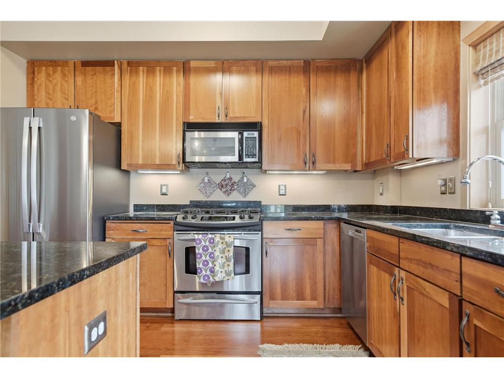 2201 Village Lane #A204 Bloomington MN 55431 7078403 image9