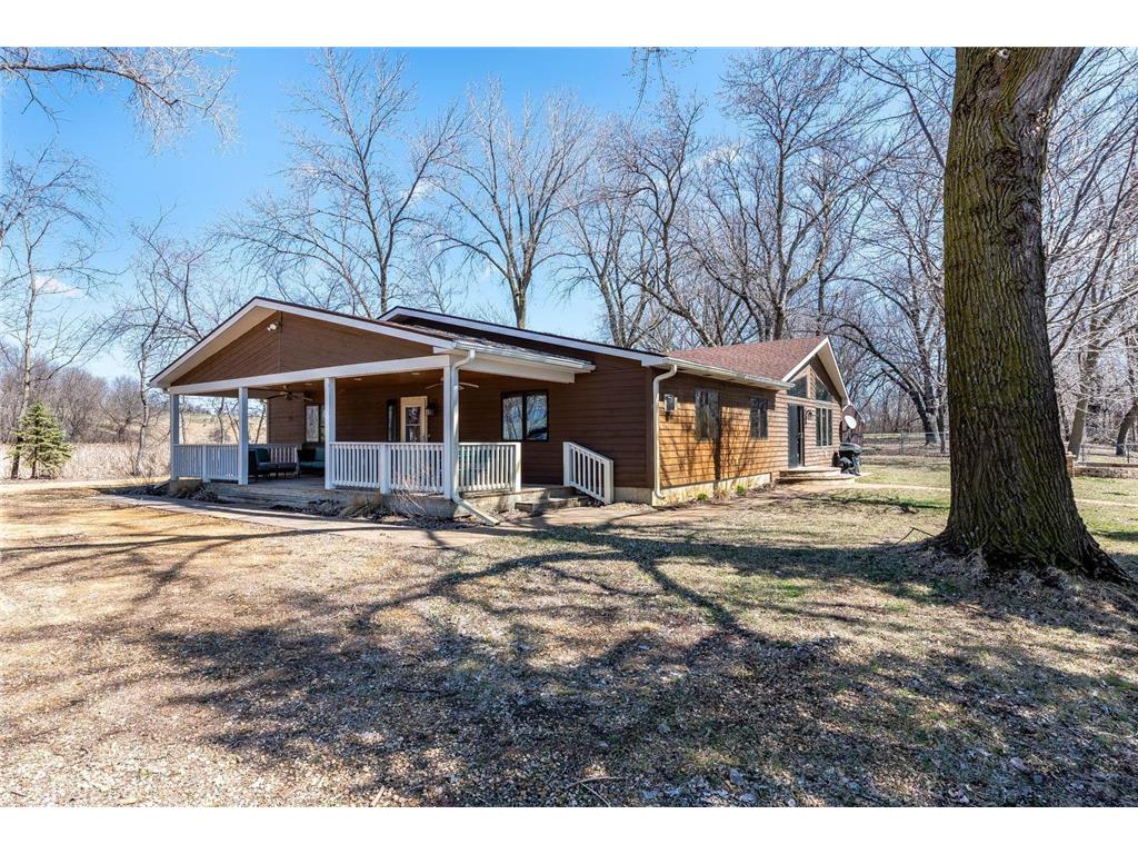 22011 Oriole Road Madison Lake MN 56063 - Madison Lake 6517722 image1