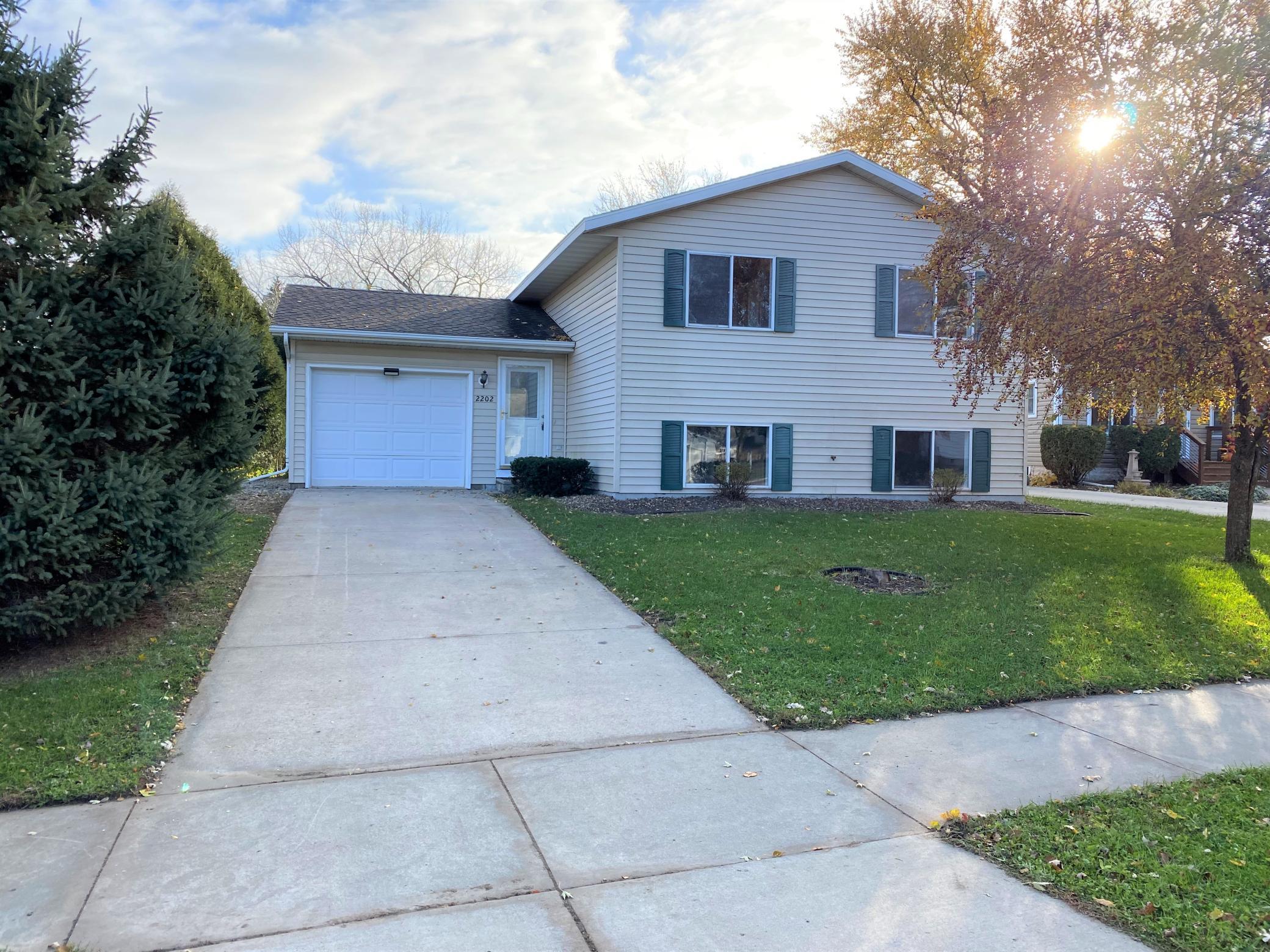 2202 2nd Avenue SW Rochester MN 55902 6124855 image1