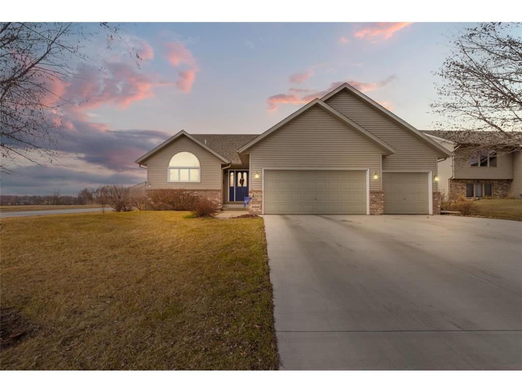 2202 Hulett Avenue Faribault MN 55021 6484694 image1