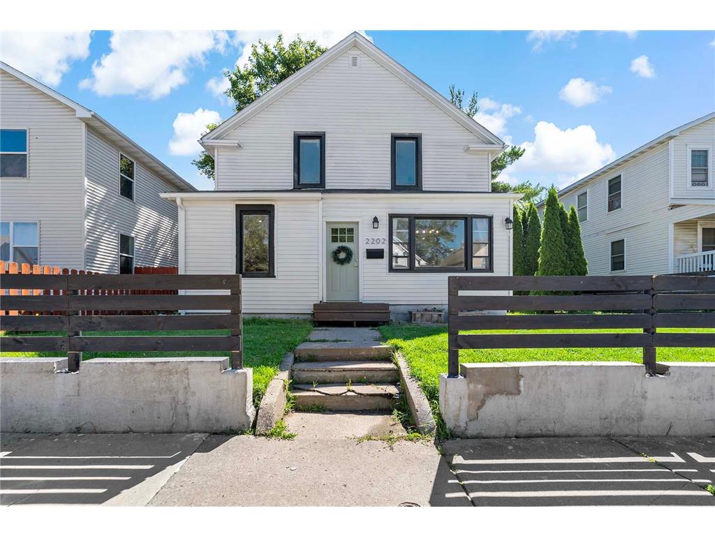2202 Penn Avenue N Minneapolis MN 55411 6564606 image1