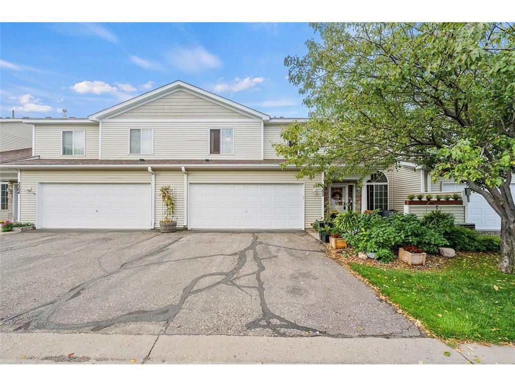 2202 Salvia Lane, Hudson, WI 54016 MLS 6267888 Edina Realty