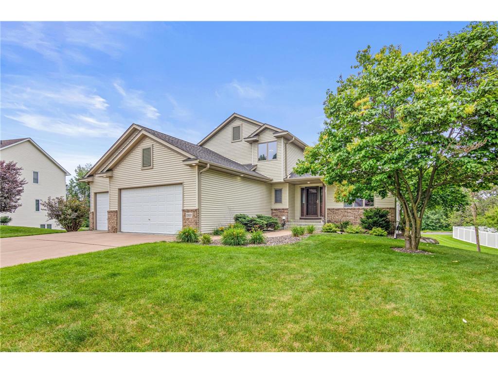 22027 Ethan Avenue Forest Lake MN 55025 6742407 image1