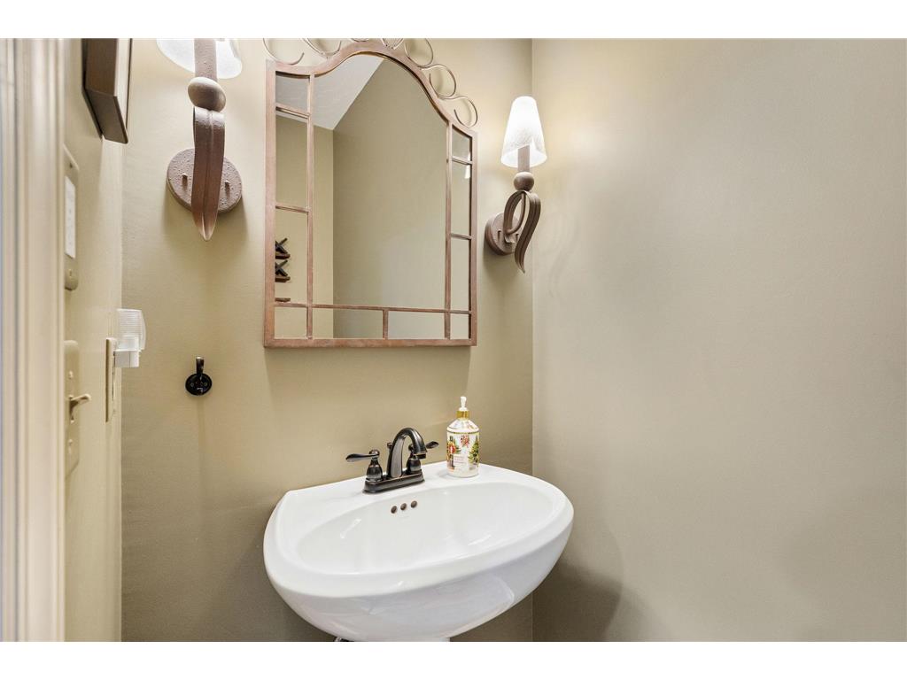 2203 7th Avenue NW Austin MN 55912 7004386 image34