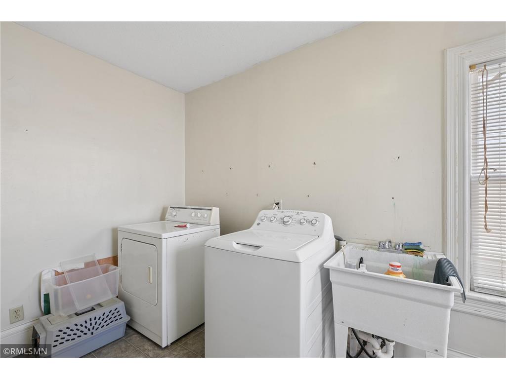 2203 Chicago Avenue Minneapolis MN 55404 7054592 image21