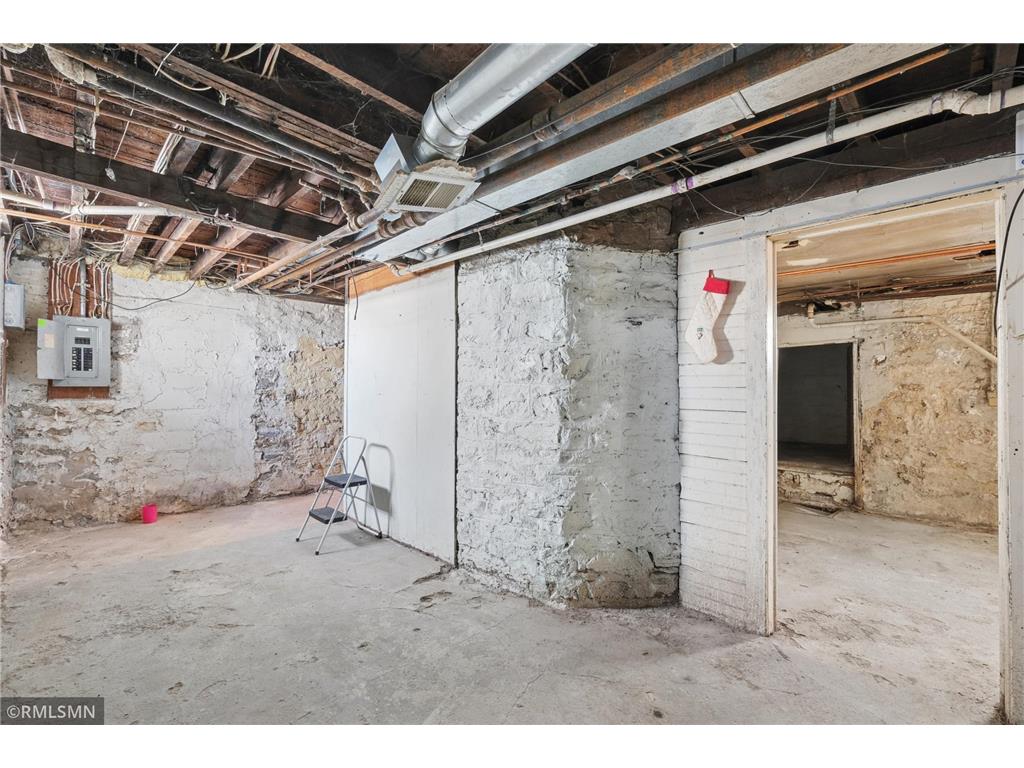 2203 Chicago Avenue Minneapolis MN 55404 7054592 image26