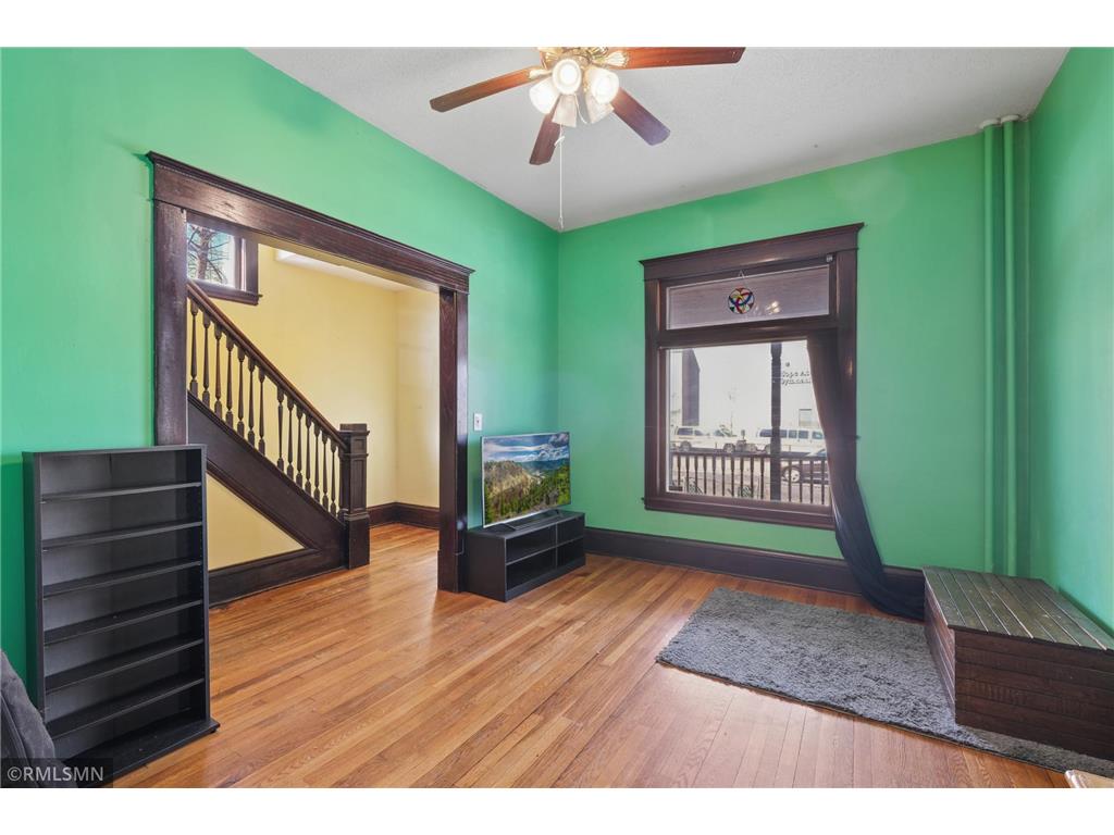 2203 Chicago Avenue Minneapolis MN 55404 7054592 image5
