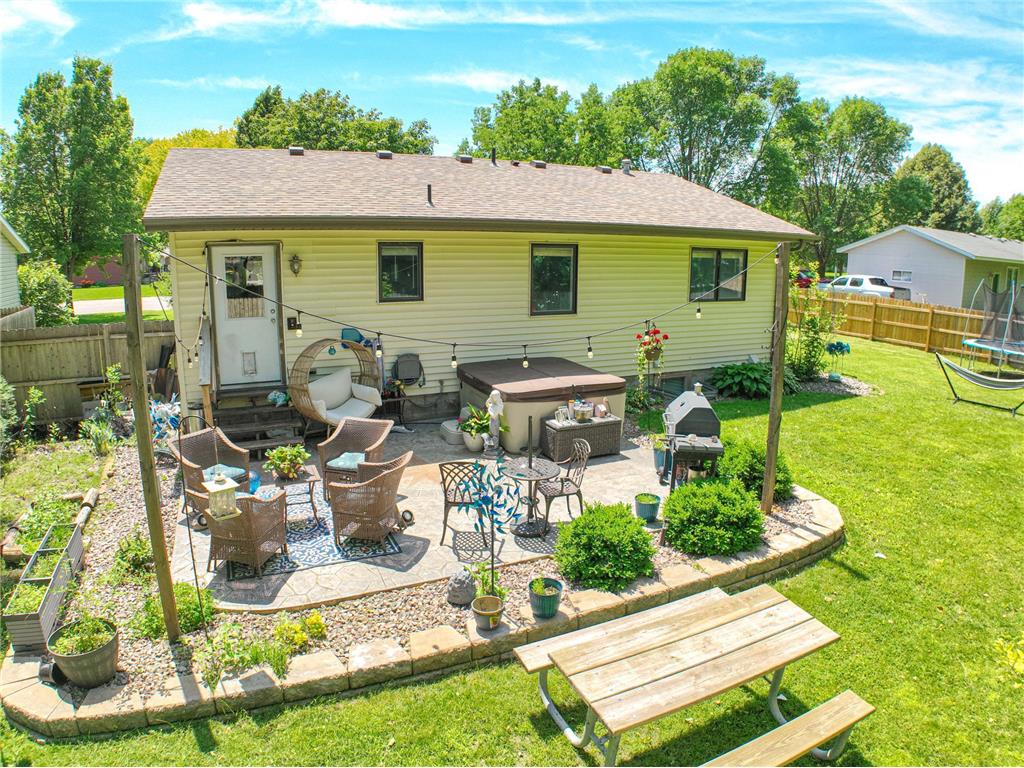 2204 22nd Avenue SW Willmar MN 56201 6645008 image1