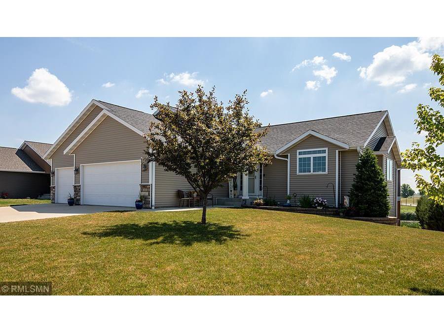 2204 Rolling Green Lane, North Mankato, MN 56003 MLS 6018879 Edina