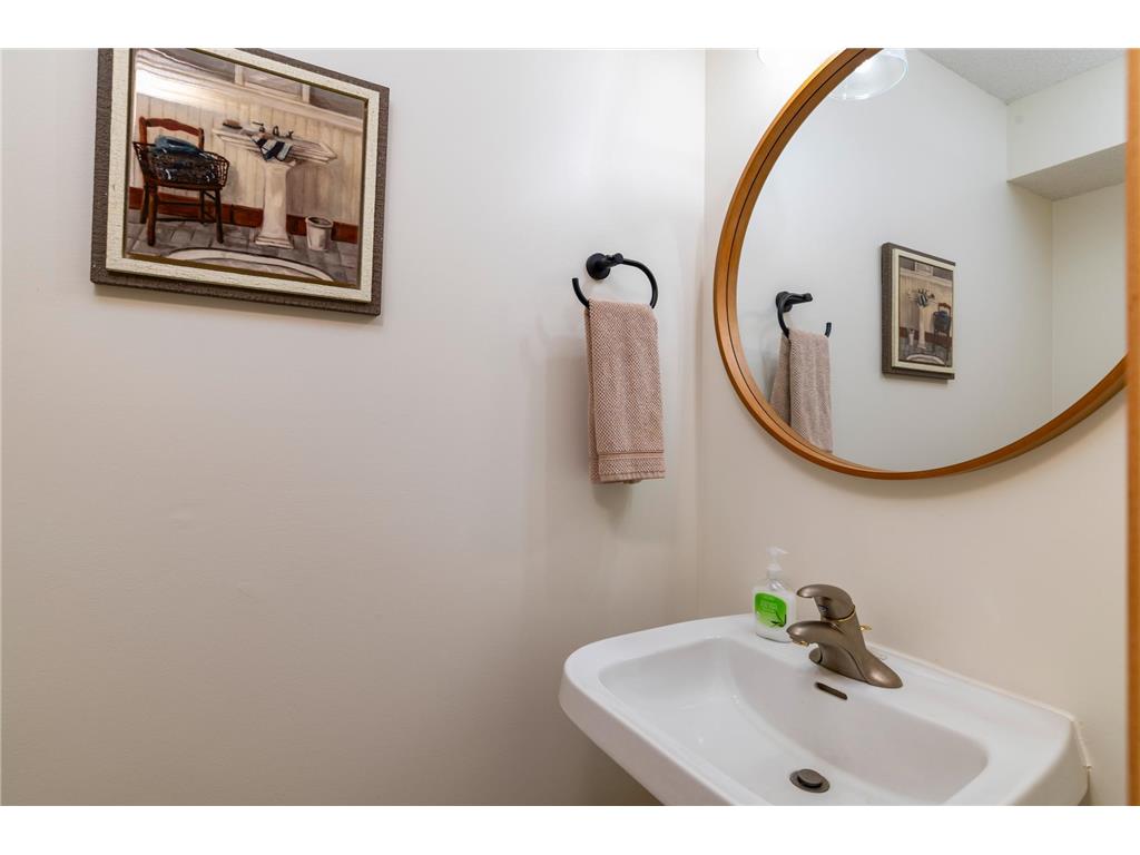 2204 Saint Johns Circle Woodbury MN 55129 7055956 image24