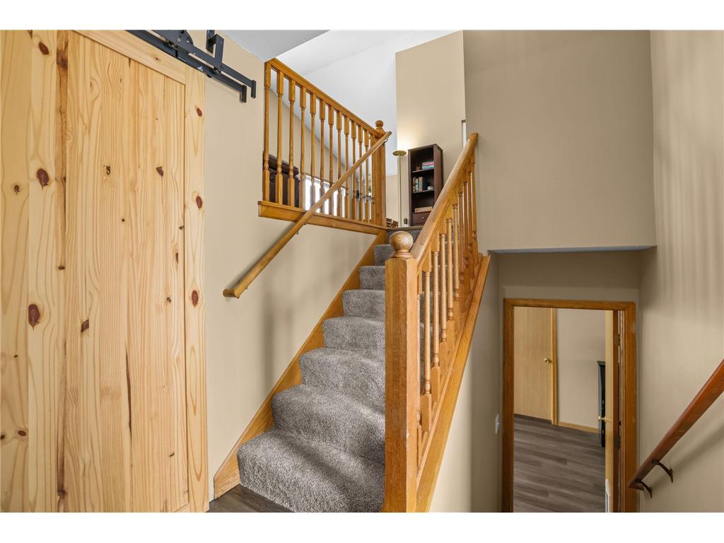 2204 Valley Drive Northfield MN 55057 7038618 image2