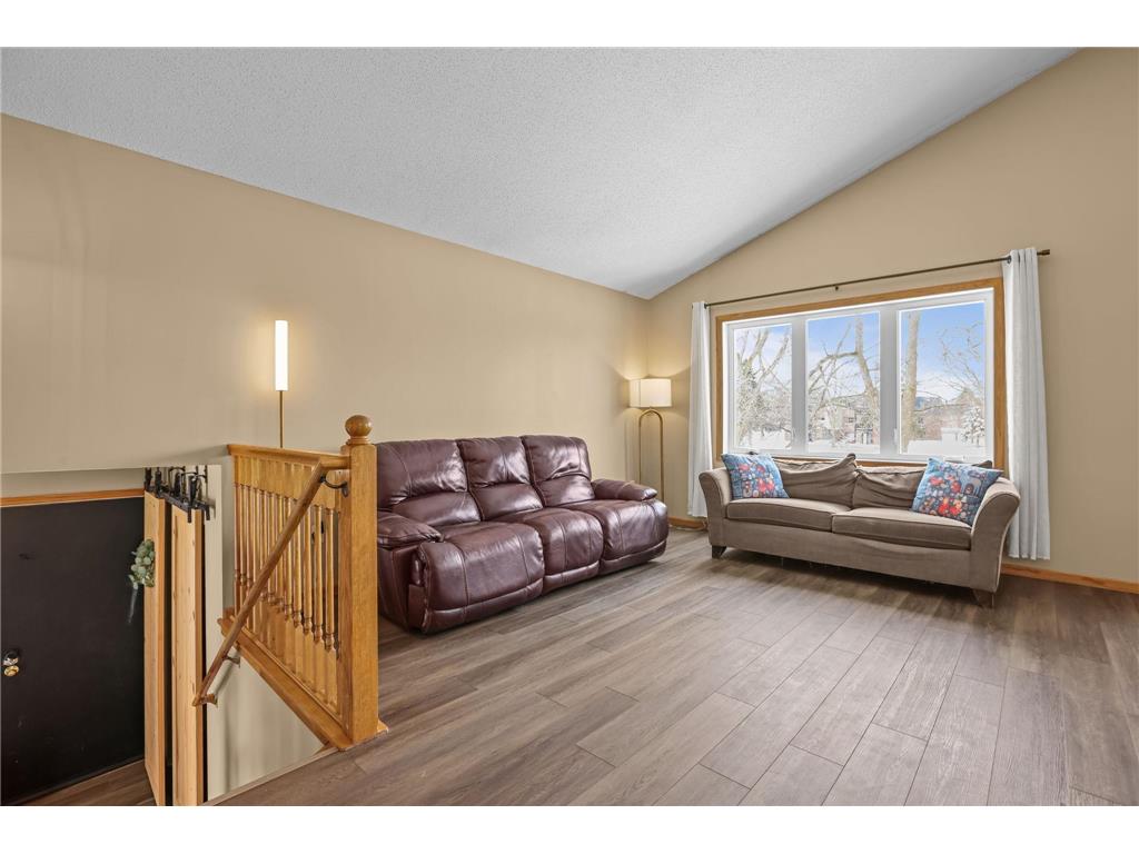 2204 Valley Drive Northfield MN 55057 7038618 image3