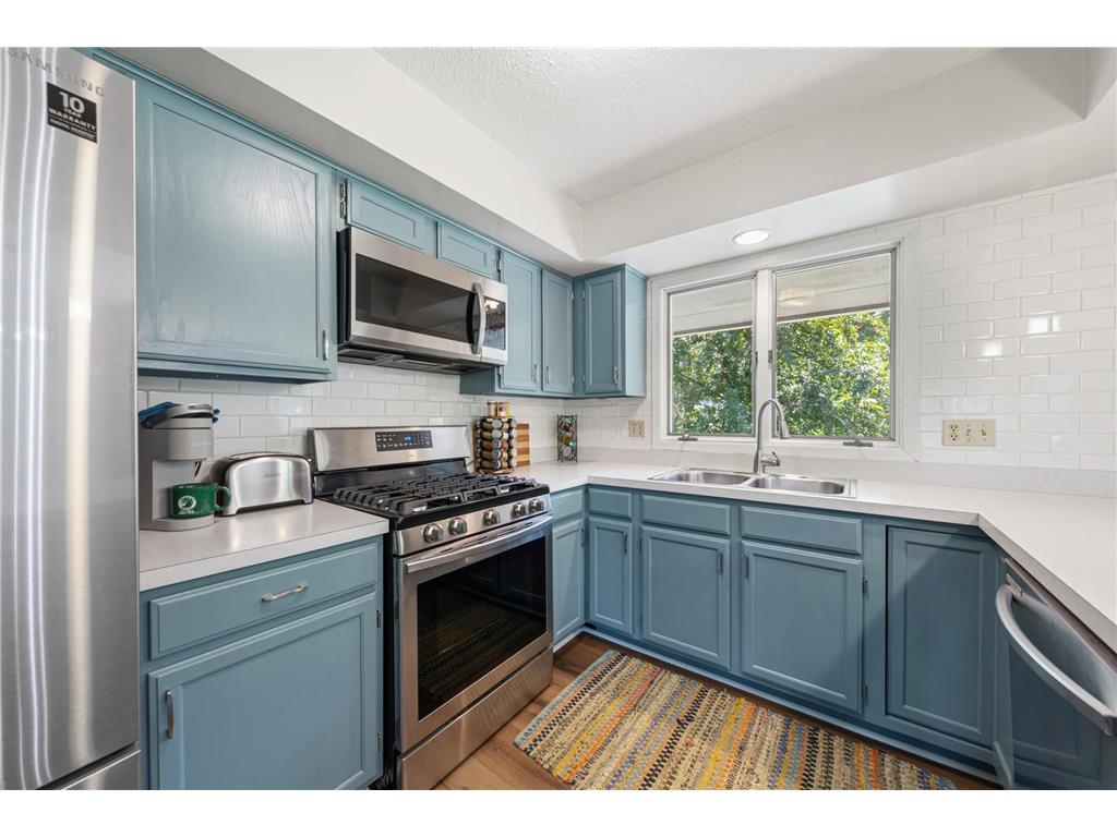 2205 17th Street NW Faribault MN 55021 7078140 image11