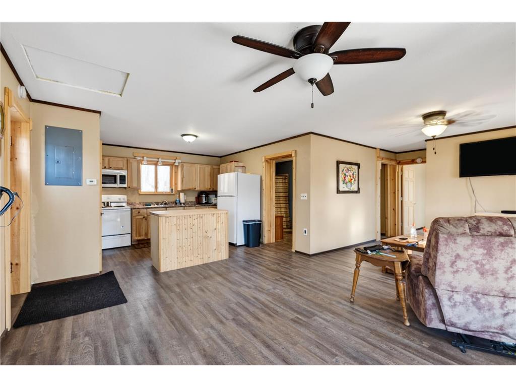 2205 9 3/4 Street Cumberland WI 54829 - Upper Vermillion 7054497 image38